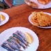 Dans le Vieux Nice, socca et poissons grillés