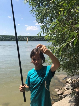 Rowen a attrapé un poisson!